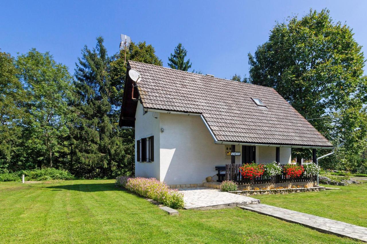 Milan In Rastovaca Villa Eksteriør billede