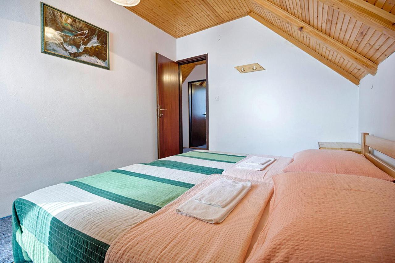 Milan In Rastovaca Villa Eksteriør billede